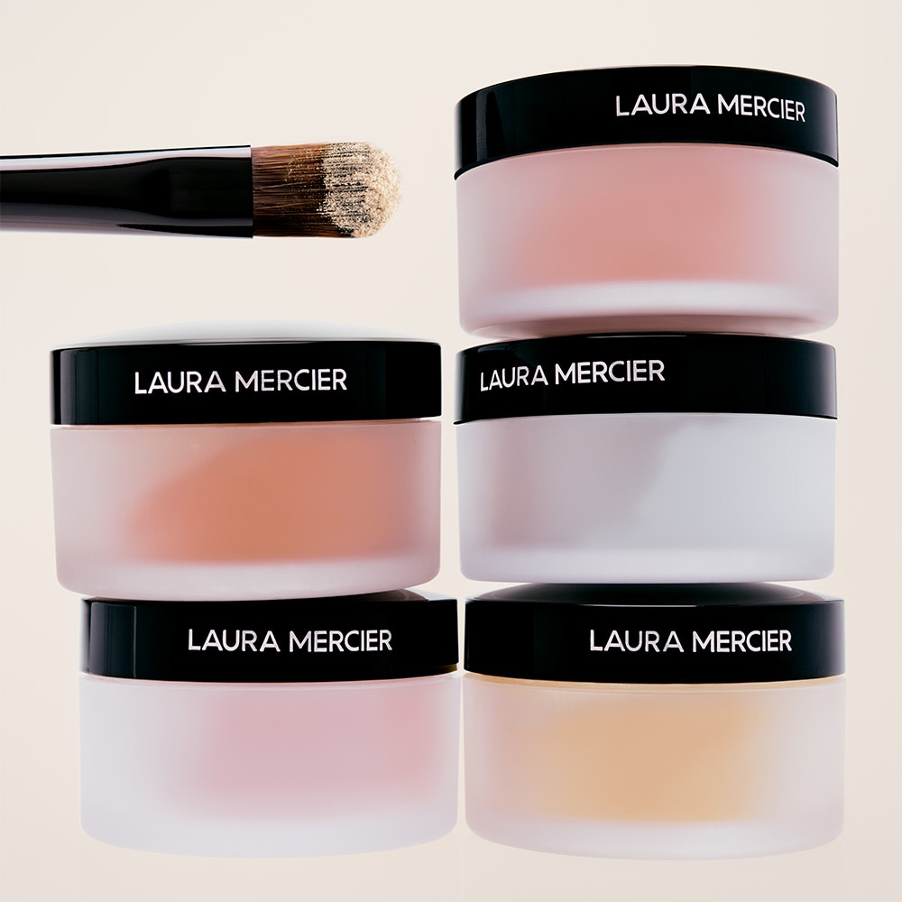 SECRET BRIGHTENING POWDER BRUSH (BROCHA PARA POLVO ILUMINADOR)